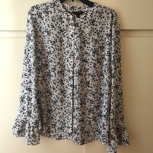 ♥️Banana Republic floral blouse (XL)♥️